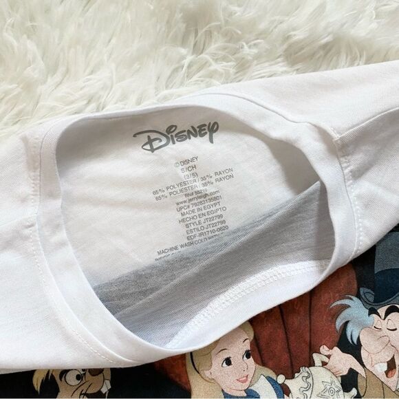 Disney Alice in Wonderland Tea Party Graphic Tee - Picture 3 of 4